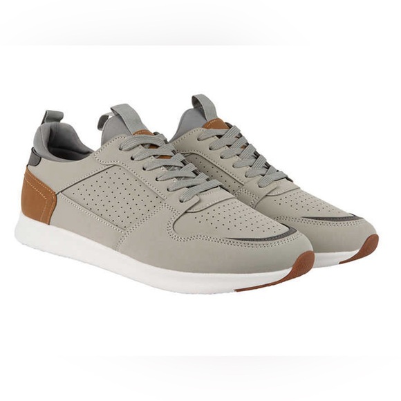 Steve Madden Ortholite Sonny Grey Sneakers - Picture 1 of 9